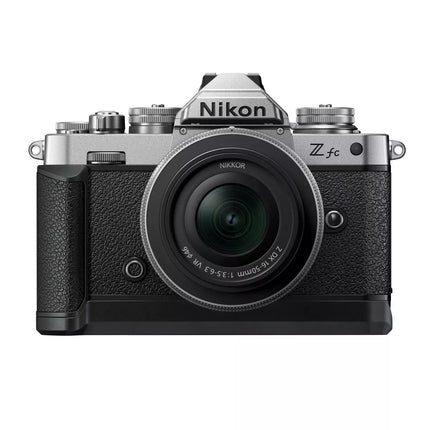 Nikon Z fc + 16-50 mm f/3.5-6.3 VR